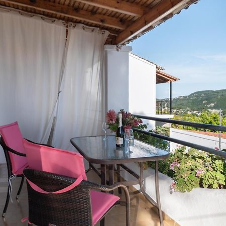 Ulisse Apartments Палеокастрица Экстерьер фото