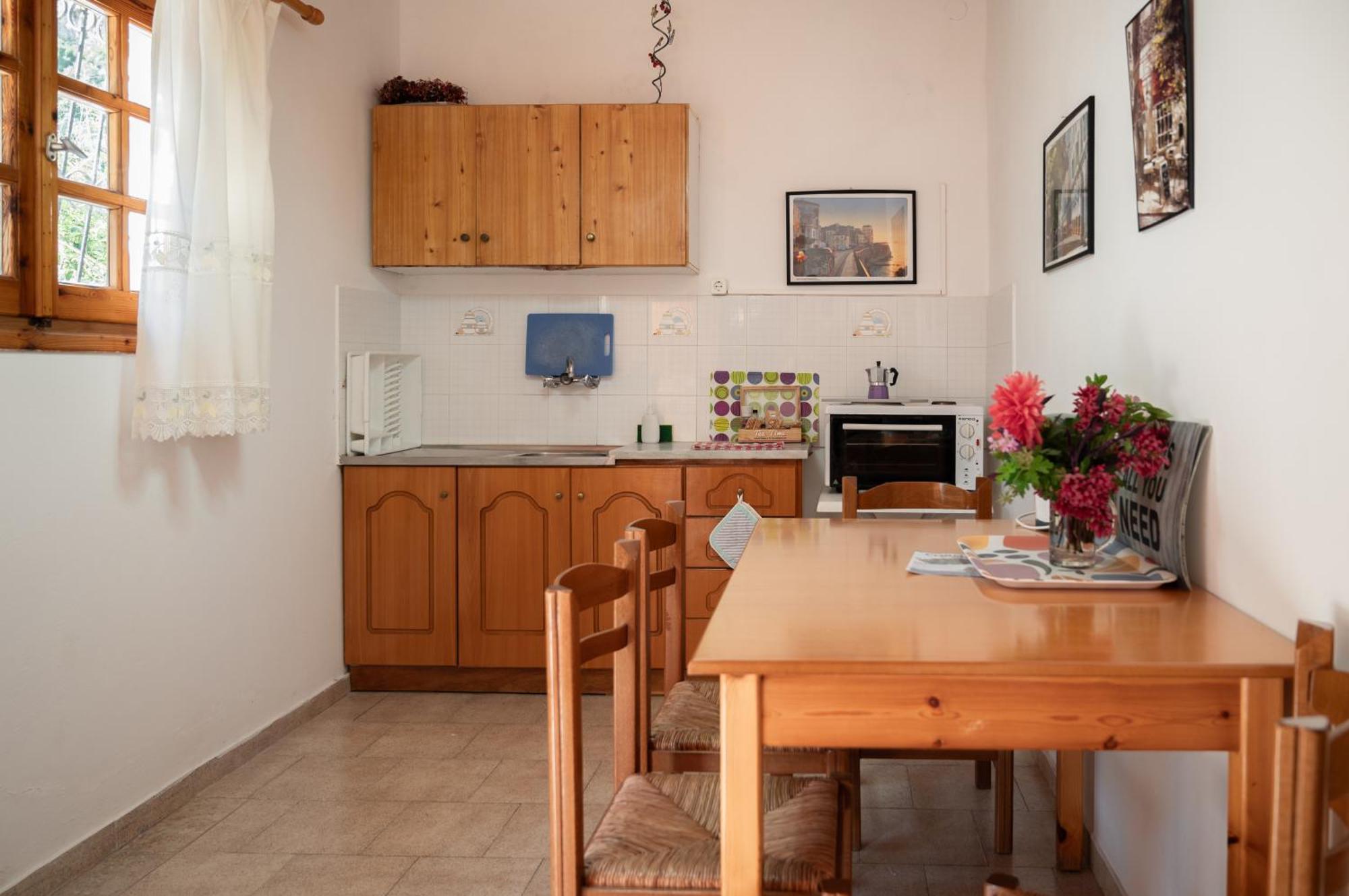 Ulisse Apartments Палеокастрица Экстерьер фото